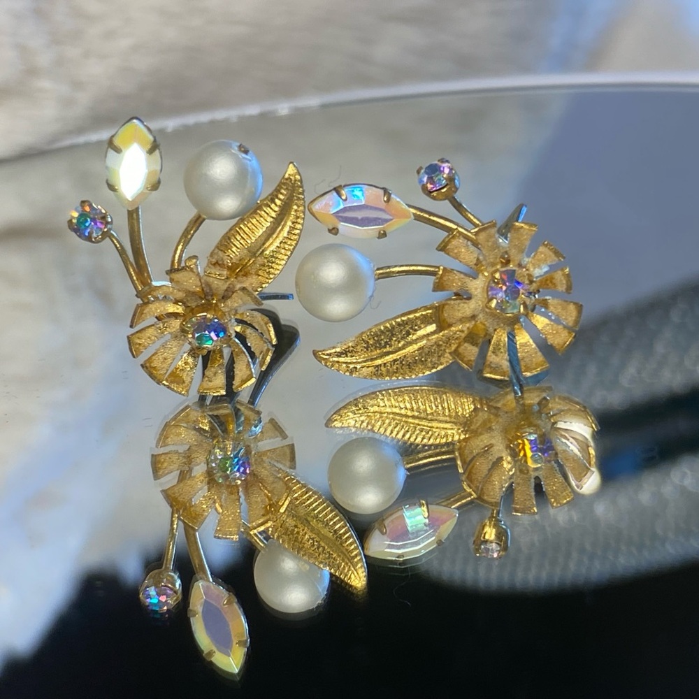 Vintage Austria Gold Tone Clip-on Earrings with Faux Pearl & AB Crystals.